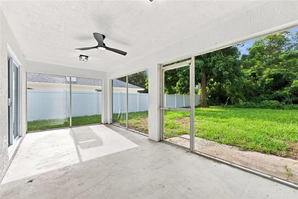 2405 APPALOOSA CIRCLE Sarasota, FL 34240