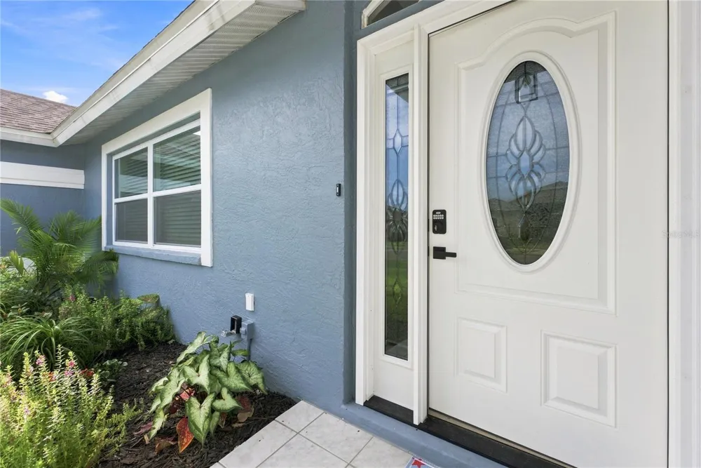 2405 APPALOOSA CIRCLE Sarasota, FL 34240