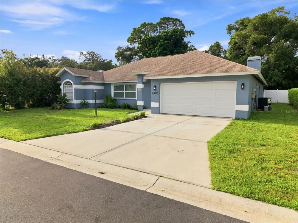2405 APPALOOSA CIRCLE Sarasota, FL 34240