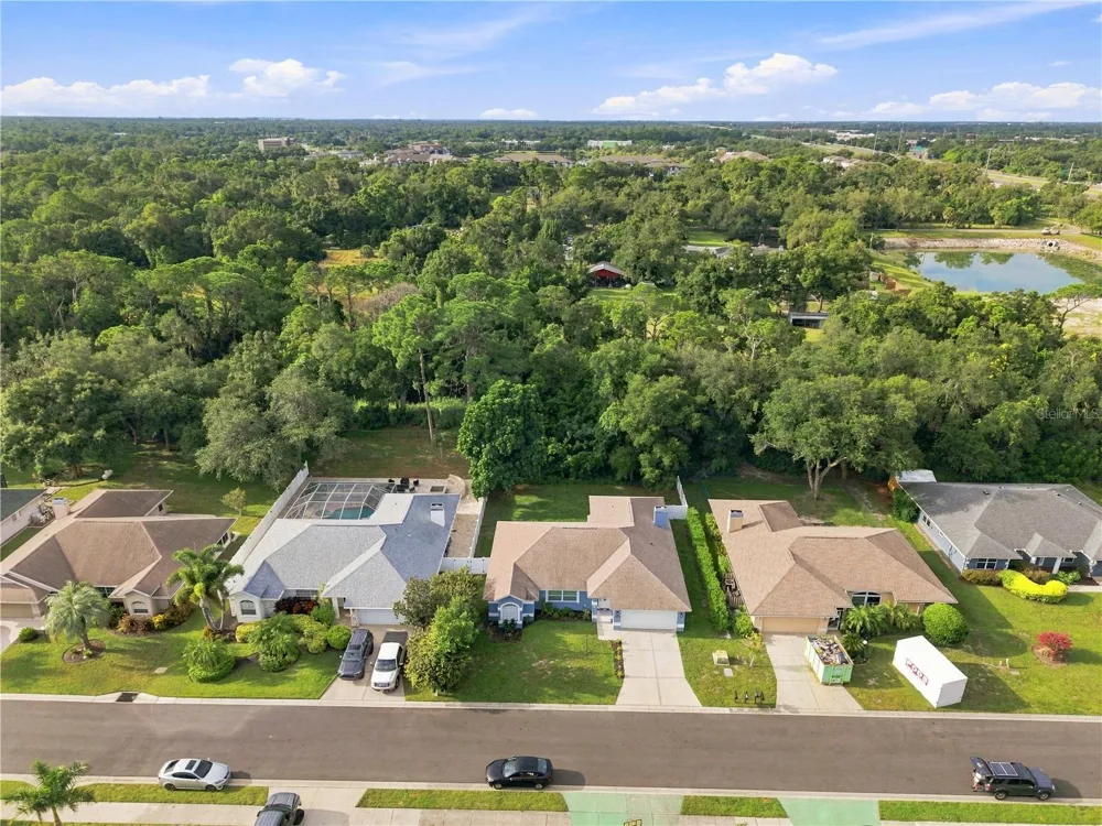 2405 APPALOOSA CIRCLE Sarasota, FL 34240