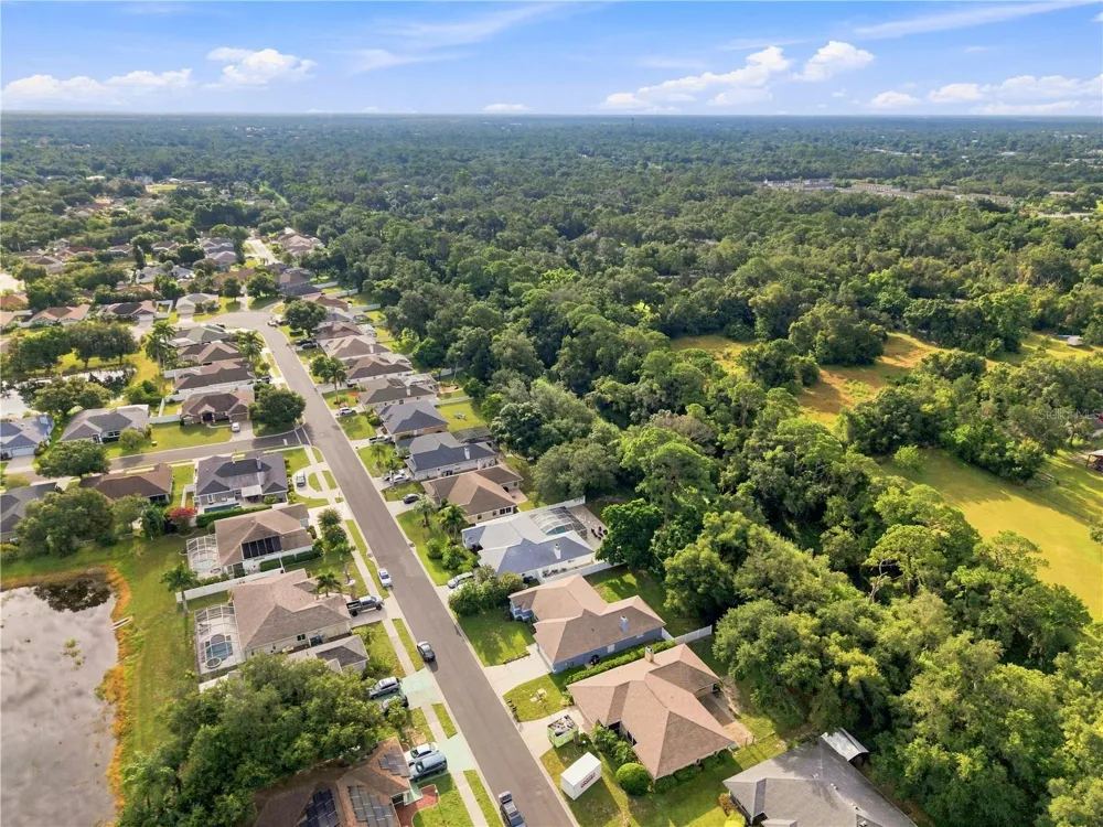 2405 APPALOOSA CIRCLE Sarasota, FL 34240