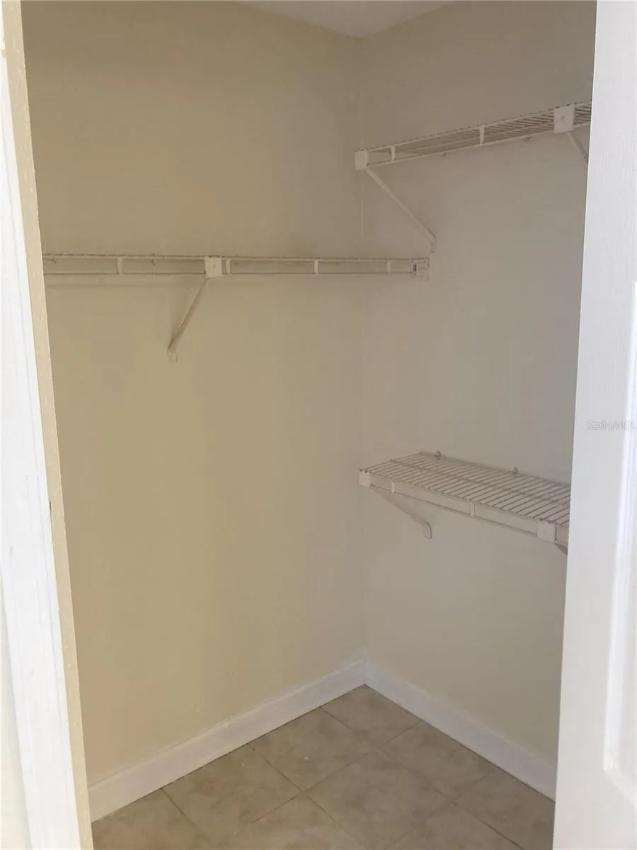2918 ANTIQUE OAKS CIRCLE #25 Winter Park, FL 32792