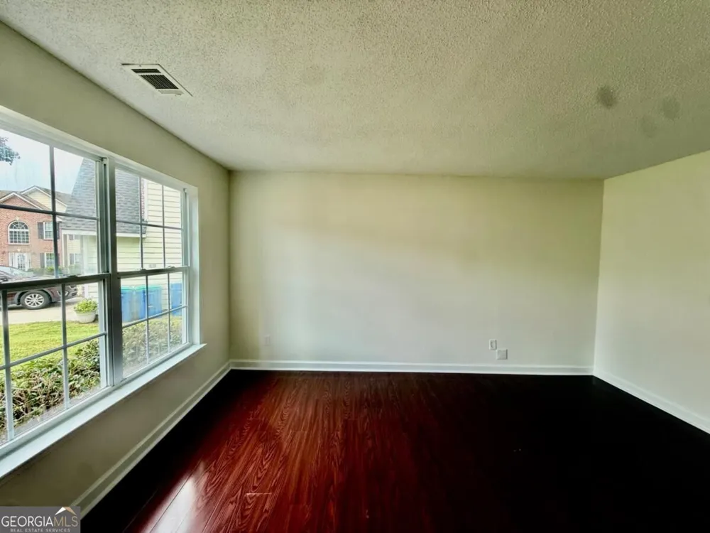 510 Shire LN Fairburn, GA 30213