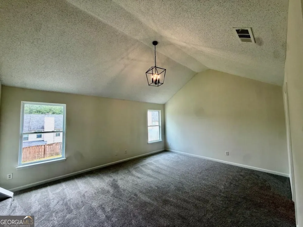 510 Shire LN Fairburn, GA 30213