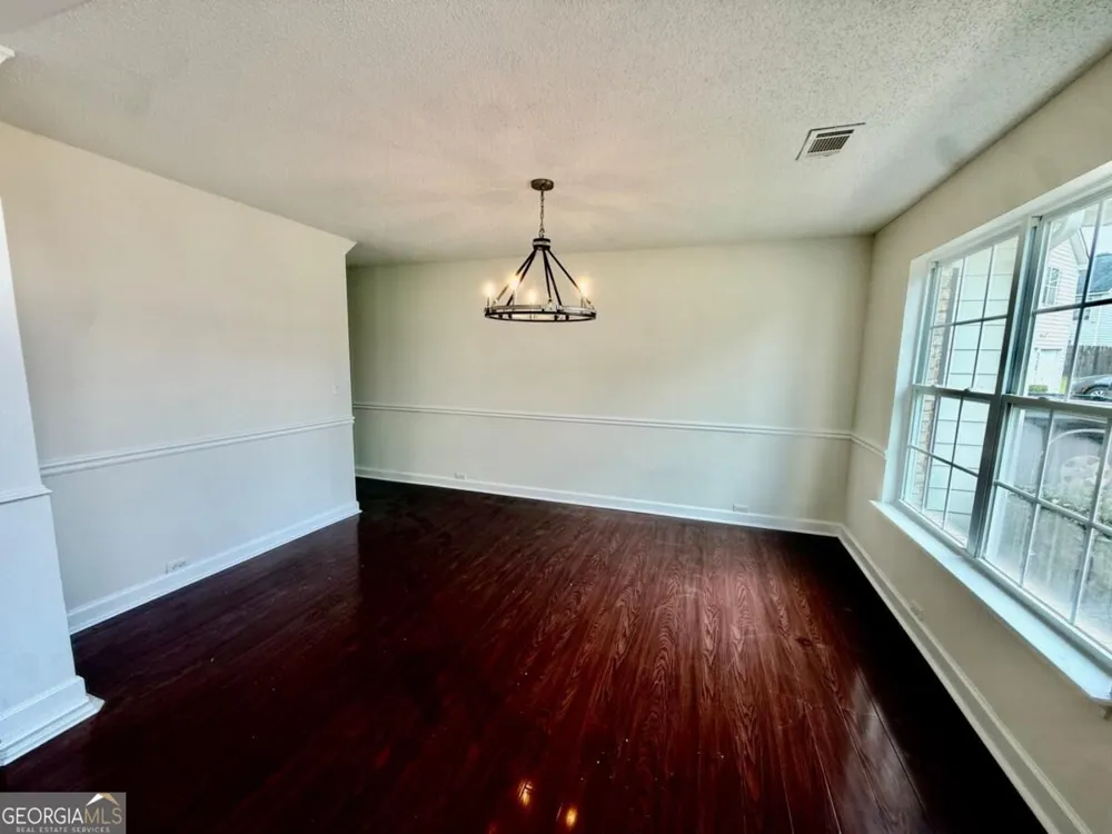 510 Shire LN Fairburn, GA 30213