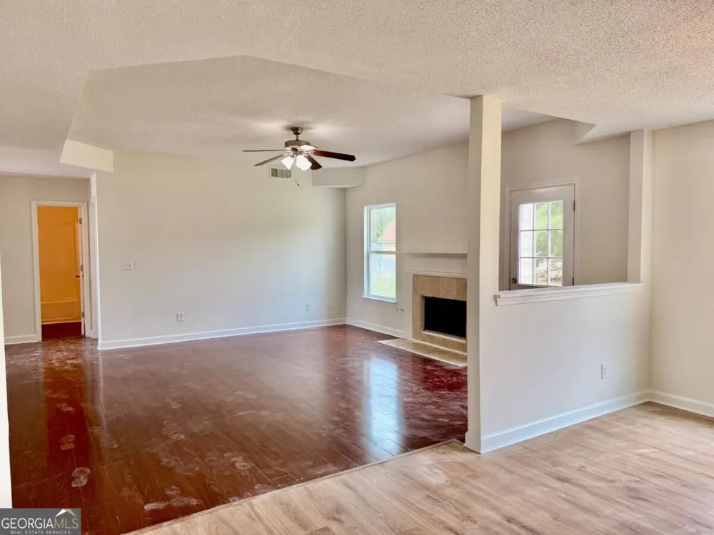 510 Shire LN Fairburn, GA 30213