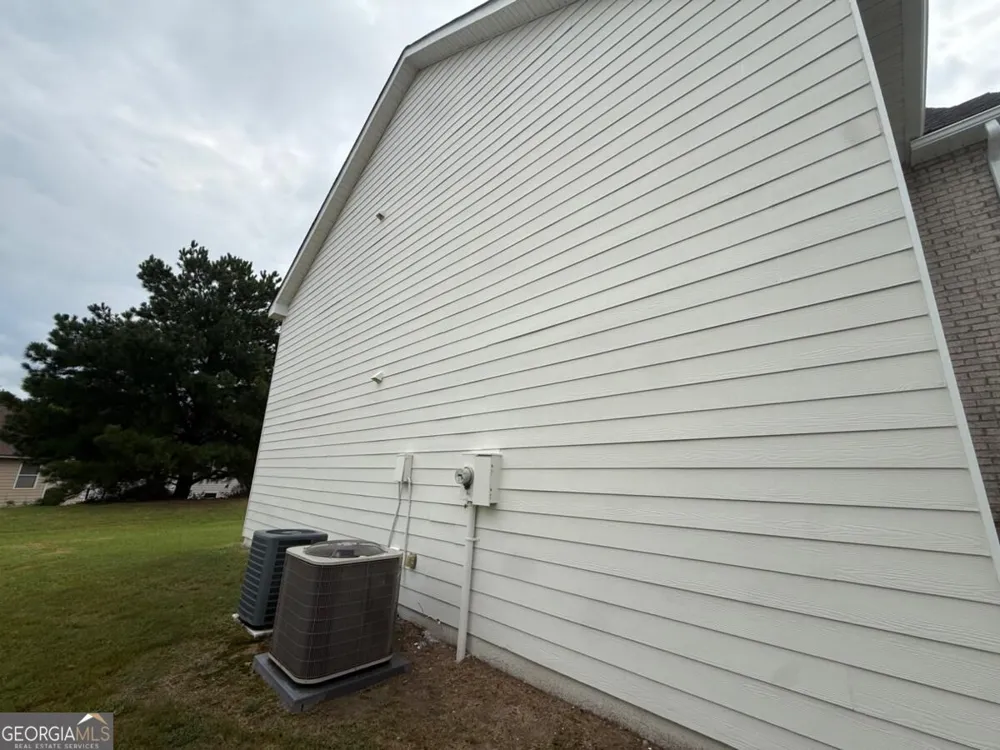 510 Shire LN Fairburn, GA 30213