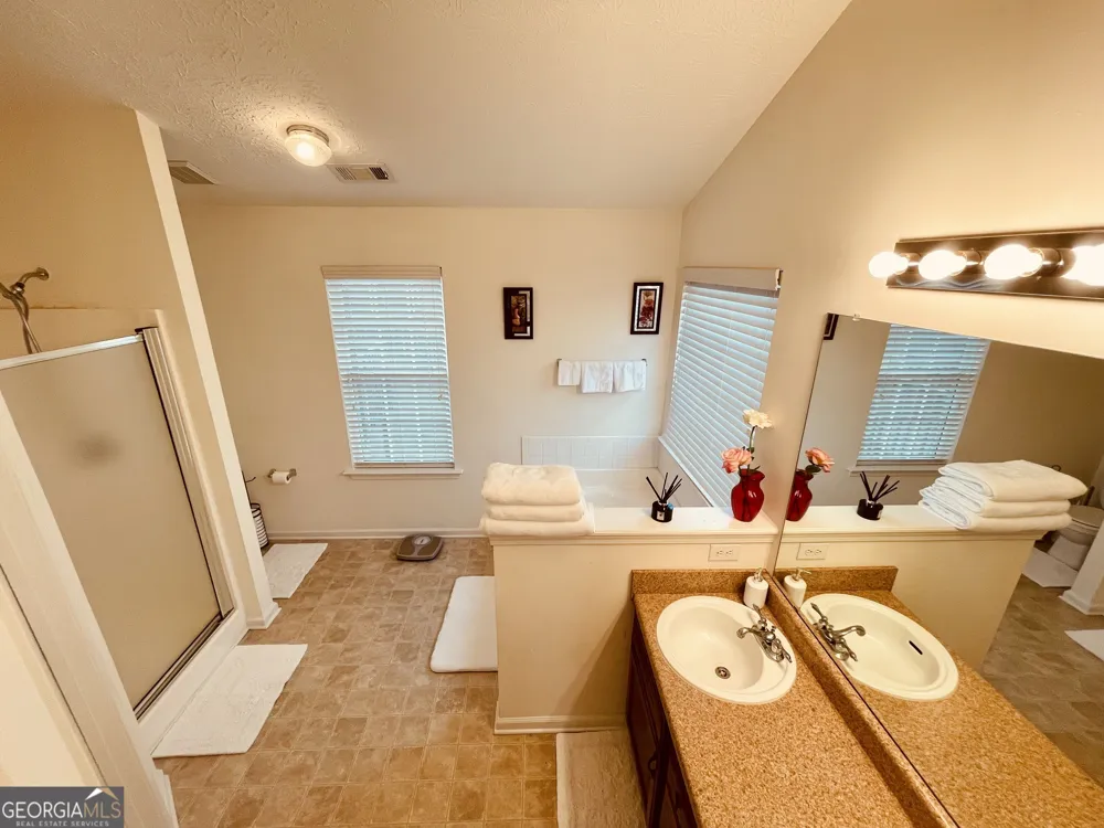 5943 Rex Ridge CT Rex, GA 30273