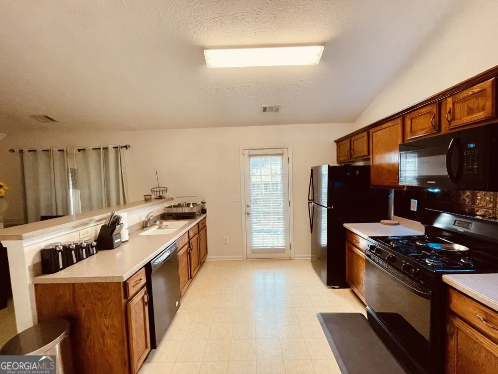 5943 Rex Ridge CT Rex, GA 30273