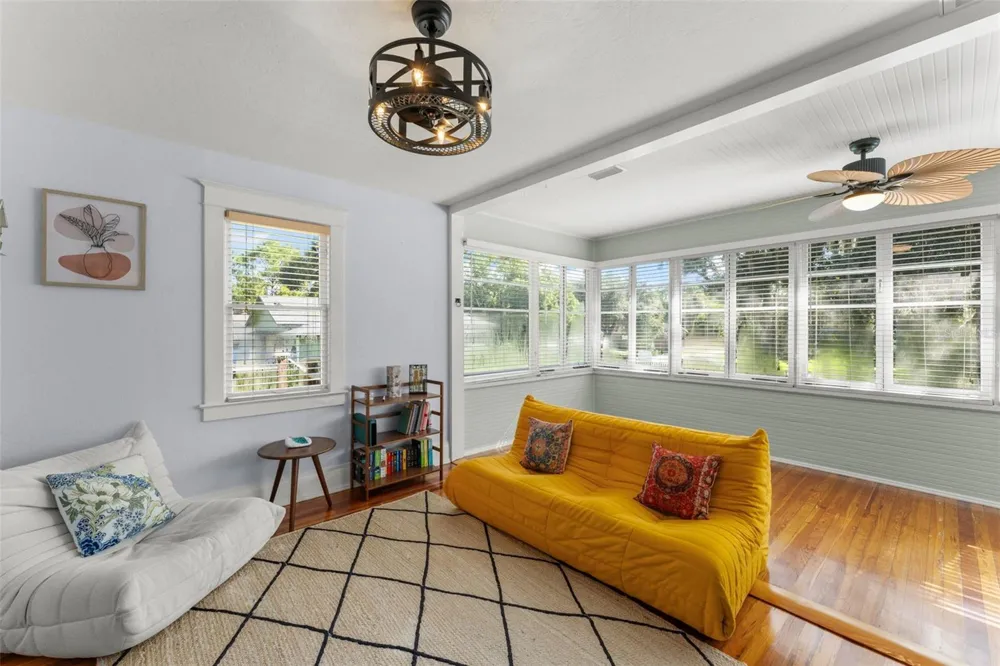 1018 S ELM AVENUE Sanford, FL 32771