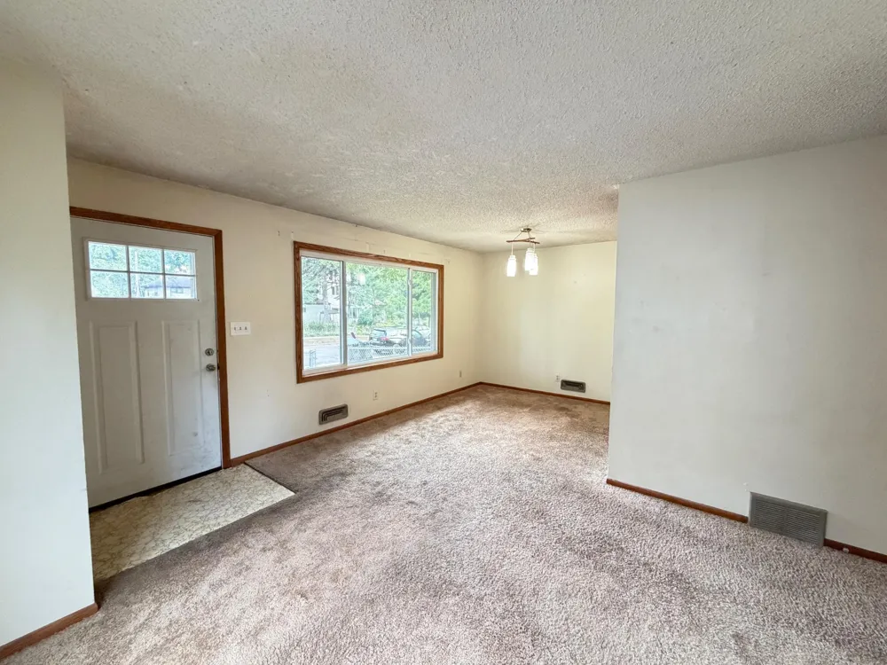 711 5th Avenue SE Minneapolis, MN 55414