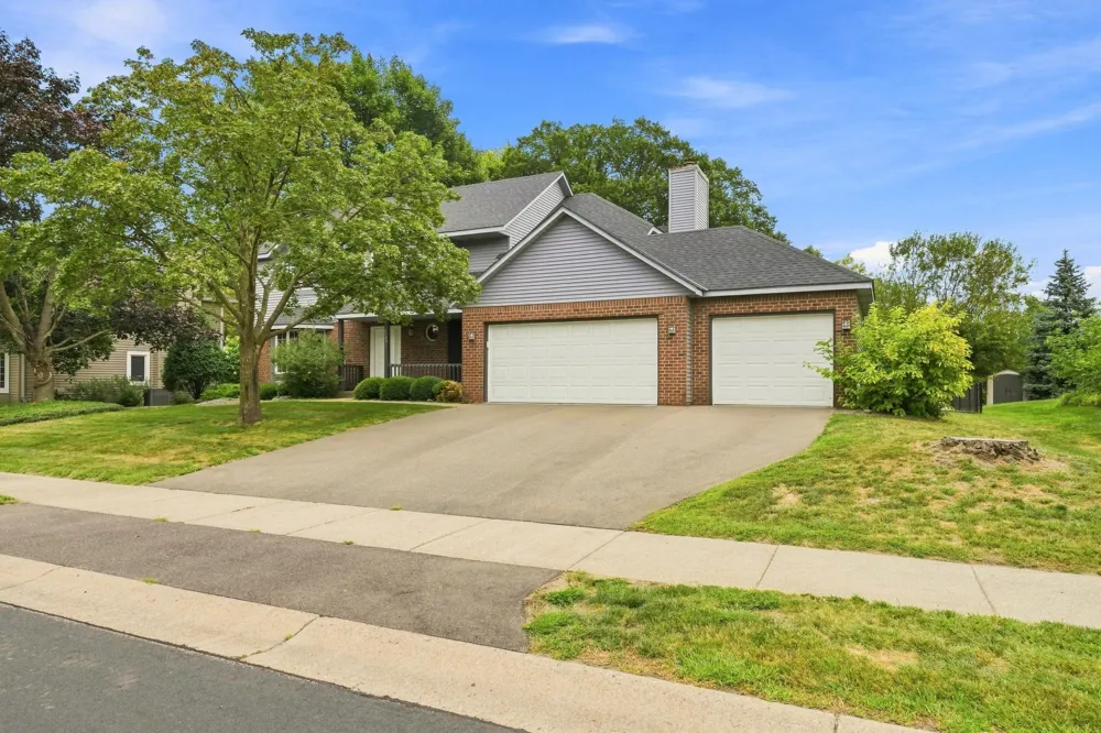 9083 Gould Road Eden Prairie, MN 55347