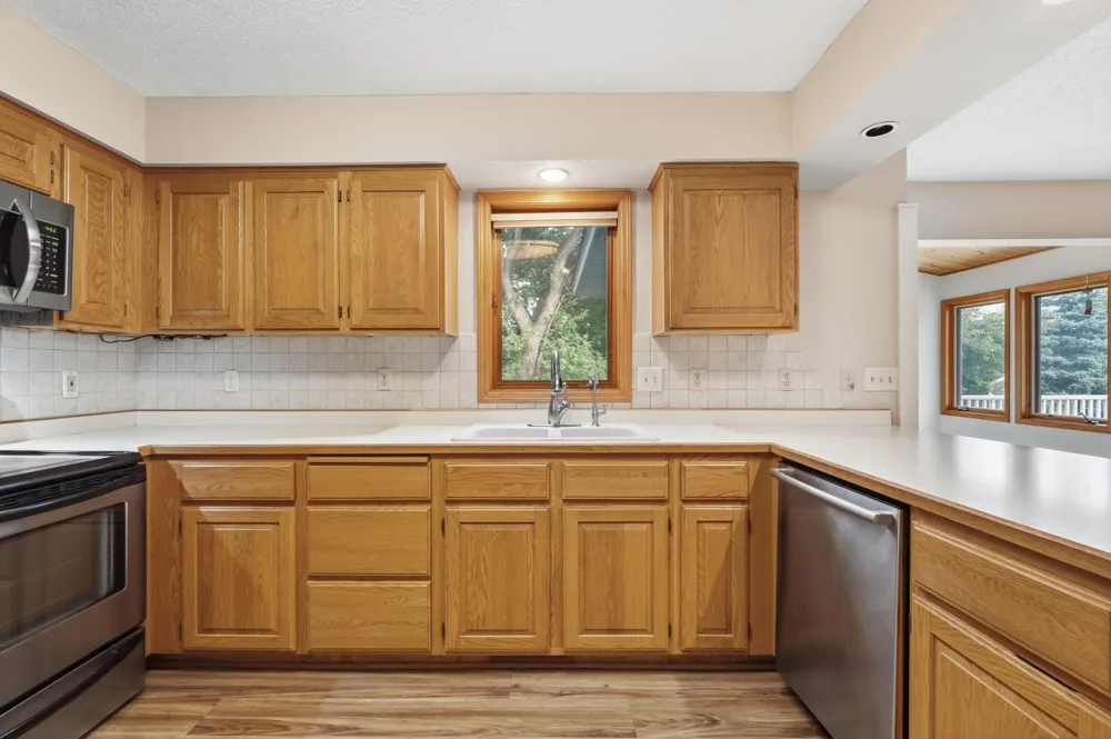 9083 Gould Road Eden Prairie, MN 55347