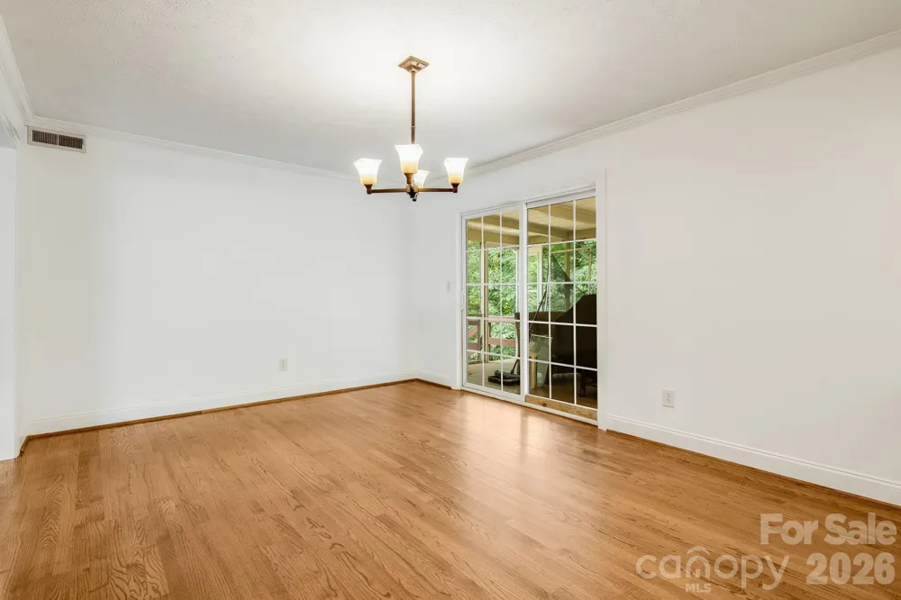 129 Whisperwood Drive Hendersonville, NC 28791