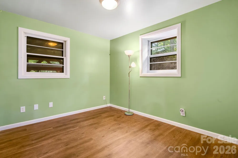 129 Whisperwood Drive Hendersonville, NC 28791