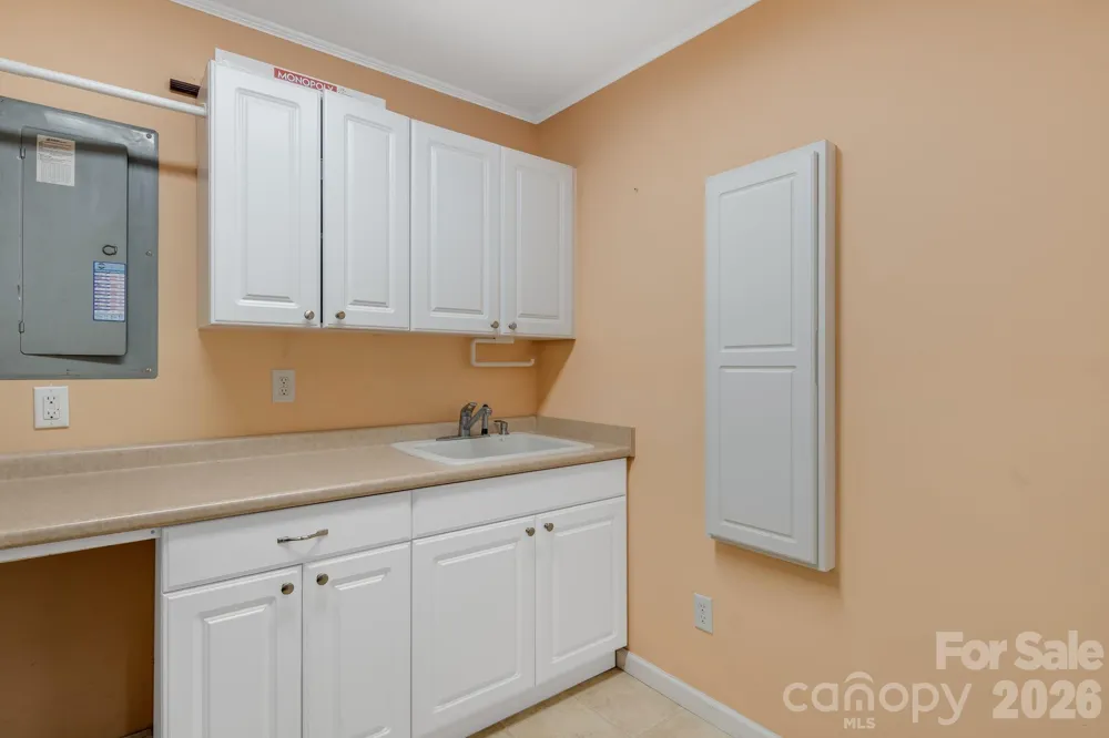 129 Whisperwood Drive Hendersonville, NC 28791