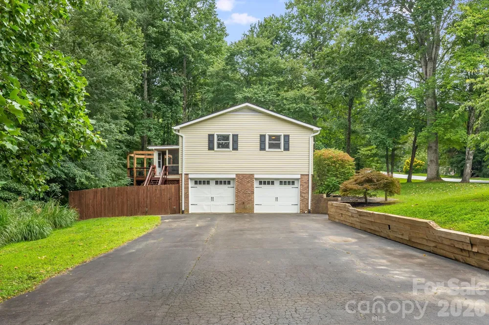 129 Whisperwood Drive Hendersonville, NC 28791