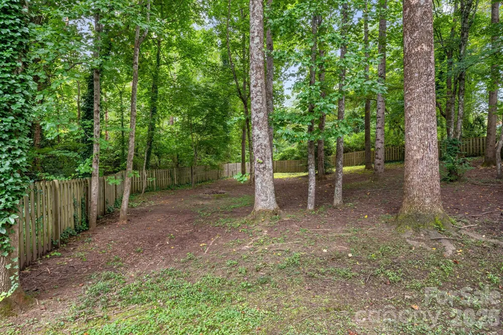 129 Whisperwood Drive Hendersonville, NC 28791