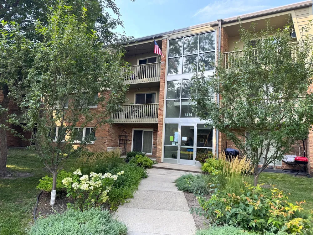 7414 W 22nd Street #306 Saint Louis Park, MN 55426