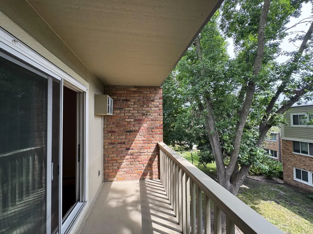 7414 W 22nd Street #306 Saint Louis Park, MN 55426