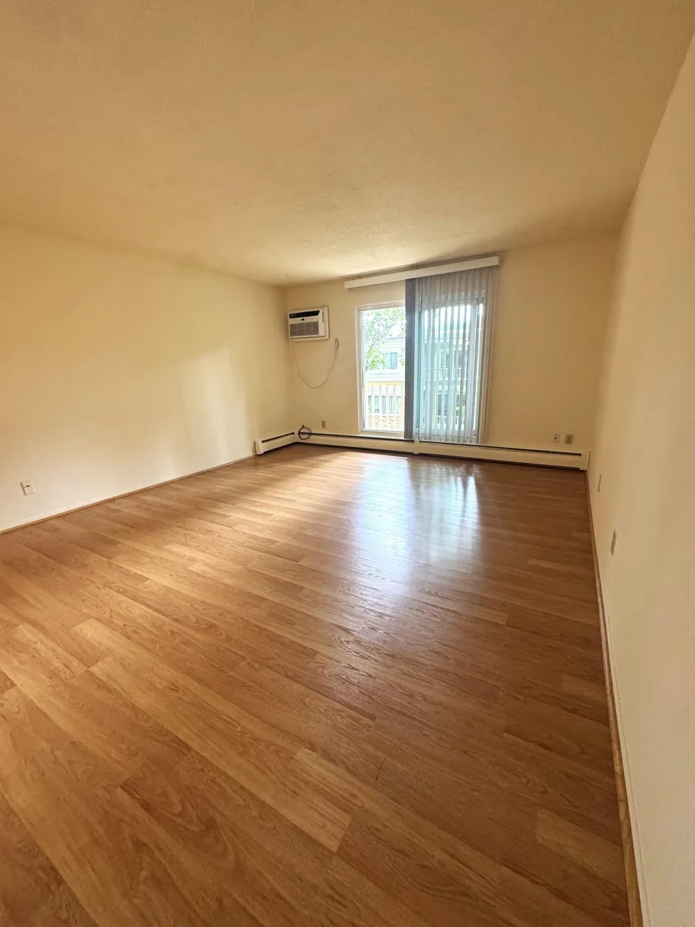 7414 W 22nd Street #306 Saint Louis Park, MN 55426