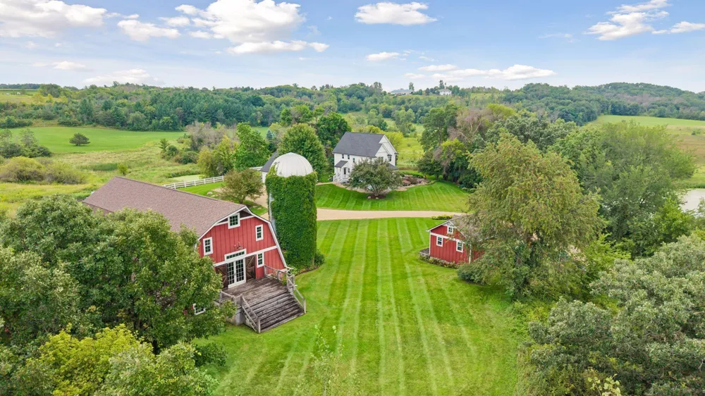 6225 Fairbanks Avenue Webster, MN 55088