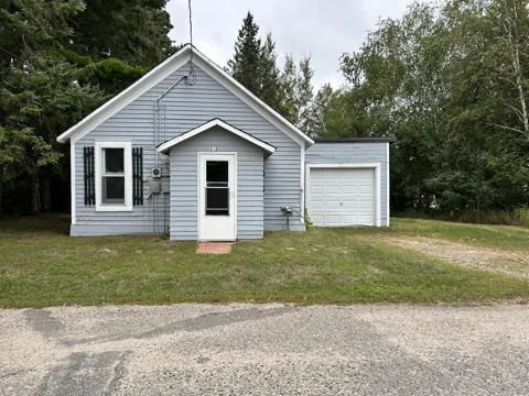 102 Sunset Avenue NW