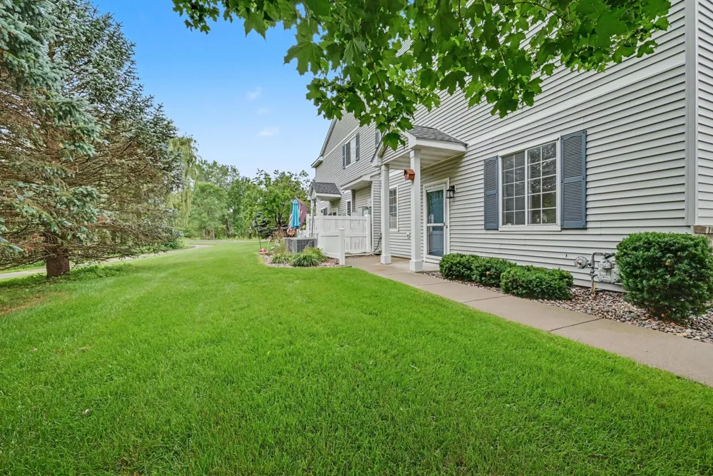 292 Tamarack Trail #808 Farmington, MN 55024