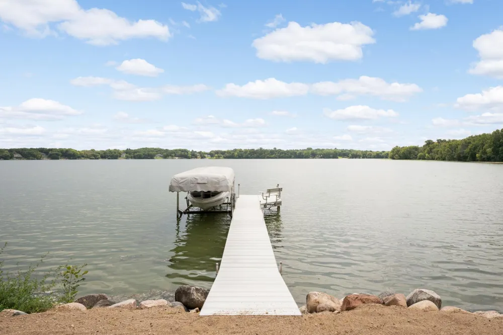 20341 Fairlawn Avenue Prior Lake, MN 55372