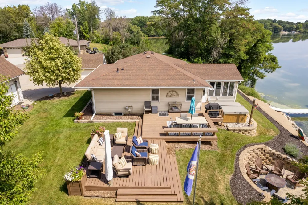 20341 Fairlawn Avenue Prior Lake, MN 55372
