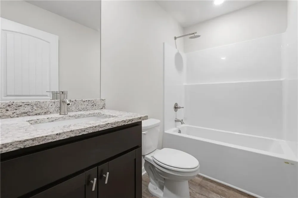 3220 Winding Waters Way Powder Springs, GA 30127