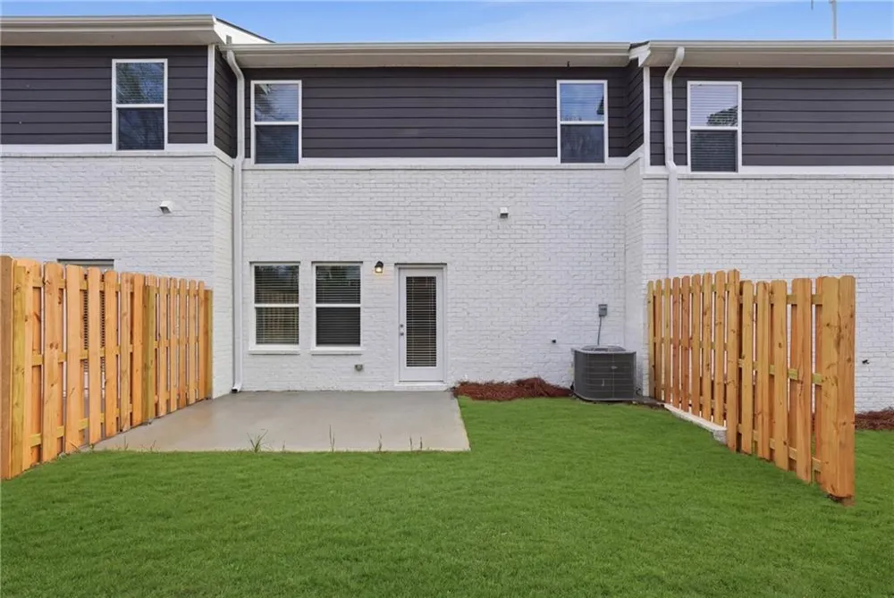 3220 Winding Waters Way Powder Springs, GA 30127