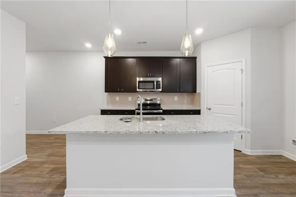 3220 Winding Waters Way Powder Springs, GA 30127