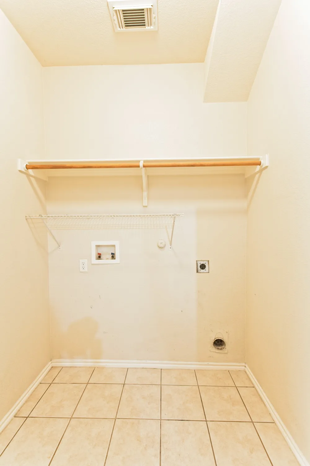4009 Hidden Meadow Court Princeton, TX 75407