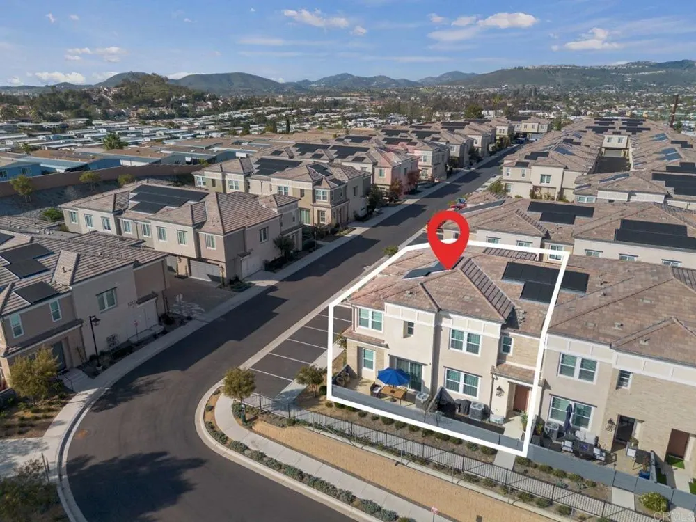 1220 Sunrise View #101 San Marcos, CA 92078