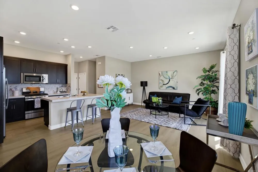 1220 Sunrise View #101 San Marcos, CA 92078
