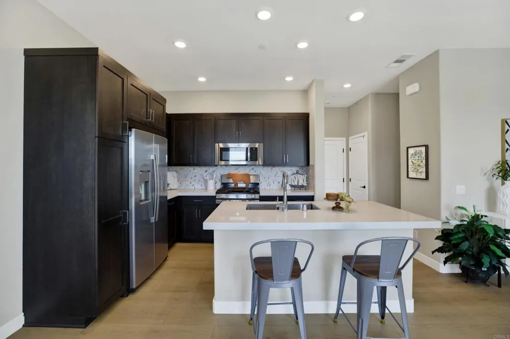 1220 Sunrise View #101 San Marcos, CA 92078