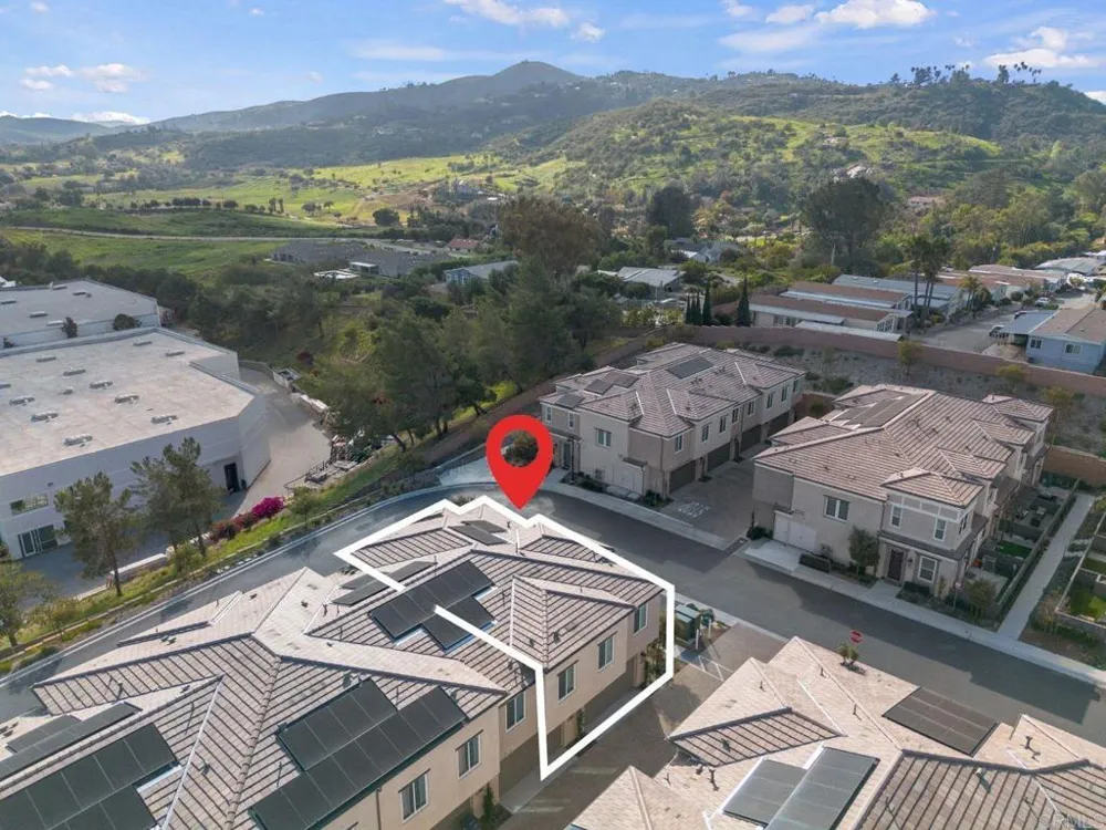 1220 Sunrise View #101 San Marcos, CA 92078