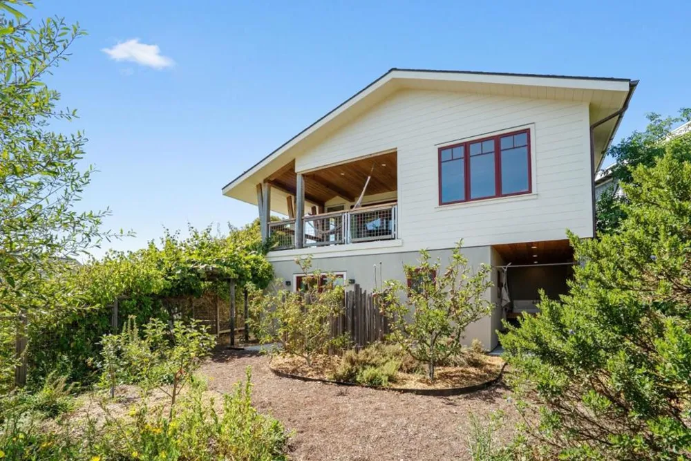 60 Center Street Davenport, CA 95017