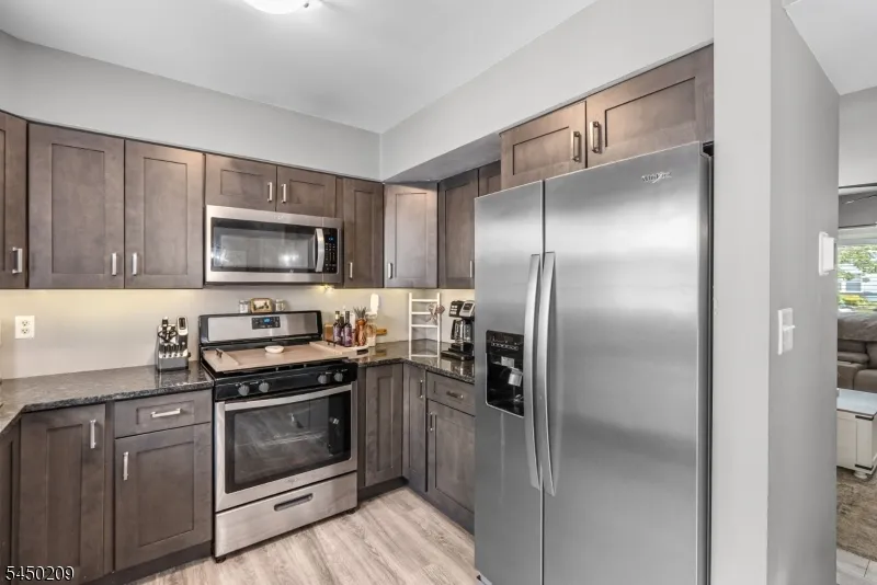 39 Shilling Way #192 Unit 192 Jackson, NJ 08527