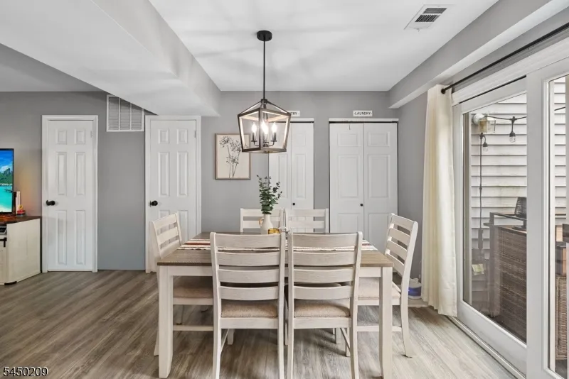 39 Shilling Way #192 Unit 192 Jackson, NJ 08527