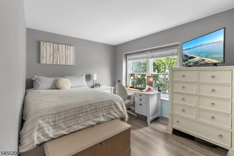 39 Shilling Way #192 Unit 192 Jackson, NJ 08527
