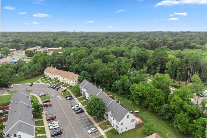 39 Shilling Way #192 Unit 192 Jackson, NJ 08527
