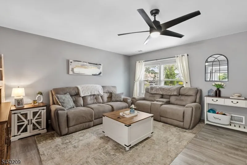 39 Shilling Way #192 Unit 192 Jackson, NJ 08527