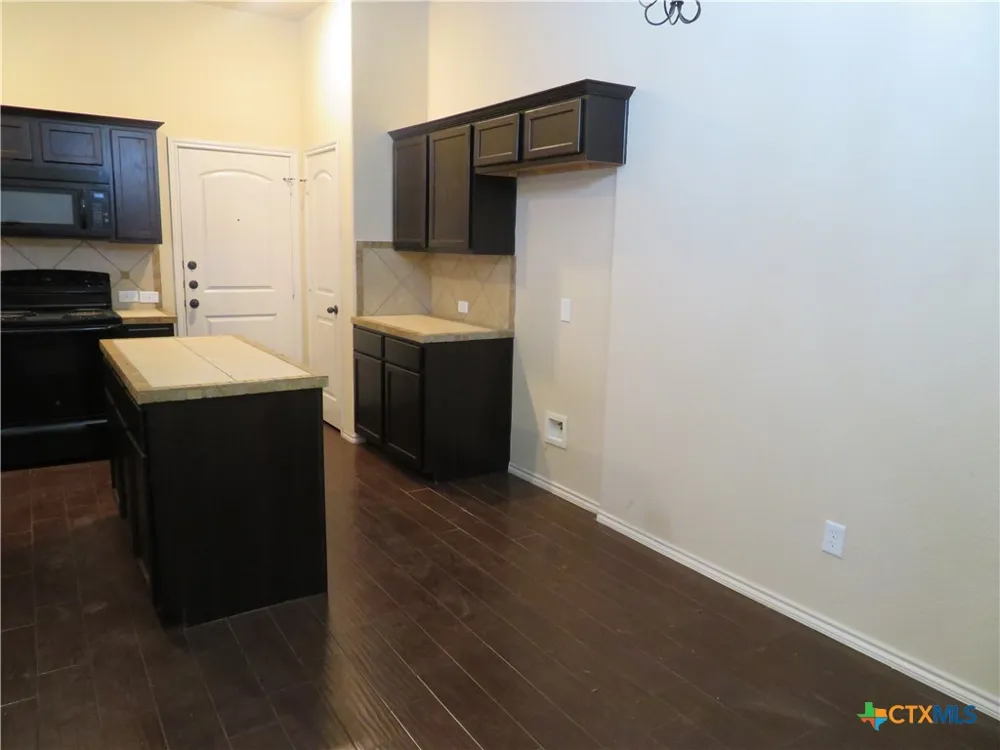 554 Creekside Circle New Braunfels, TX 78130