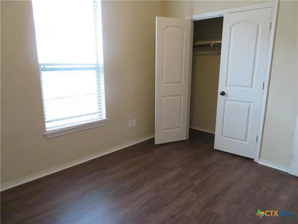 554 Creekside Circle New Braunfels, TX 78130