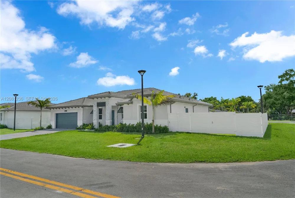 27306 SW 161st Ct #27306 Homestead, FL 33031