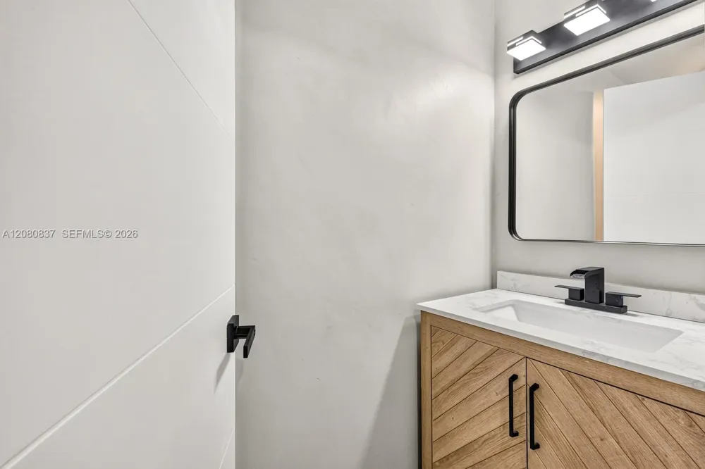 10046 NW 41st St #48-4 Doral, FL 33178