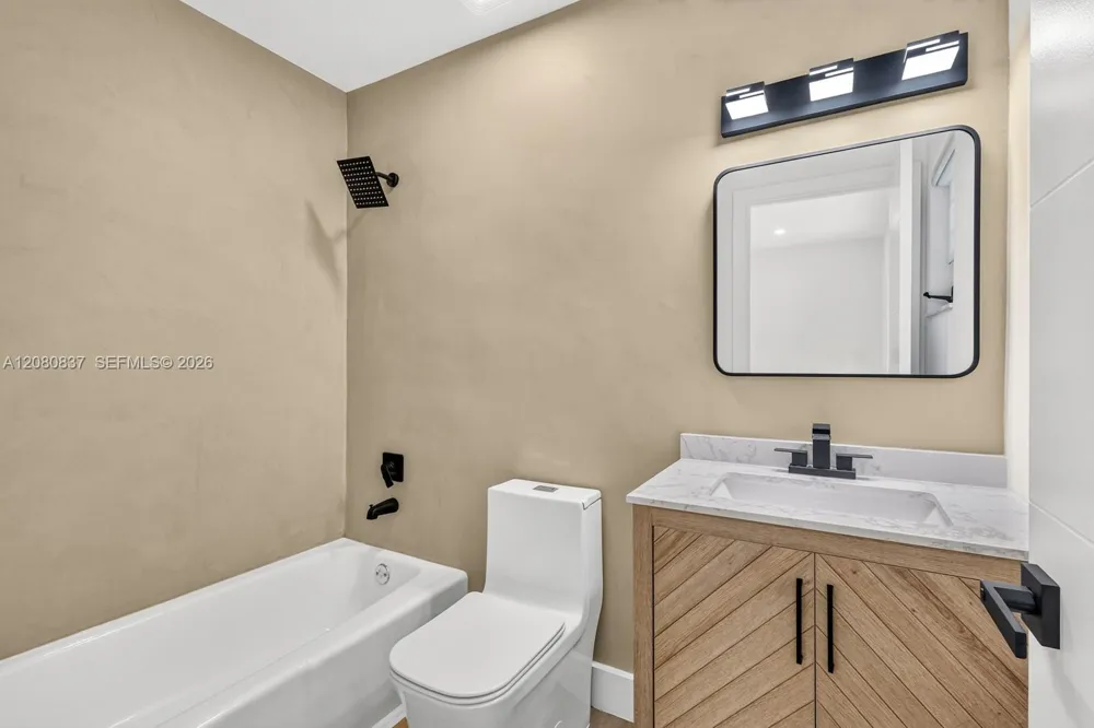 10046 NW 41st St #48-4 Doral, FL 33178