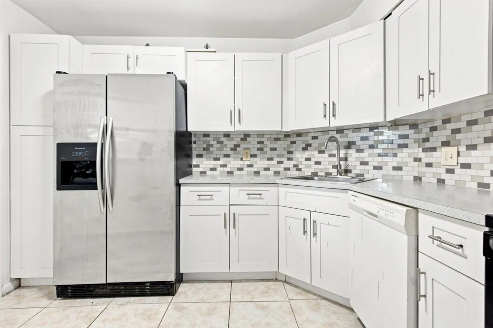 3280 SPANISH MOSS TERRACE #403 Lauderhill, FL 33319